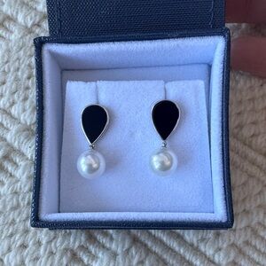 Elegant Black and White Teardrop Earrings